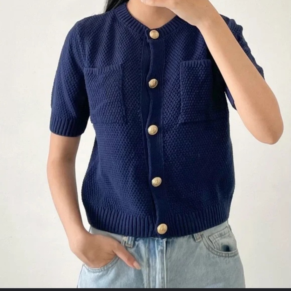 New viral H&M blue old money style cardigan sweater